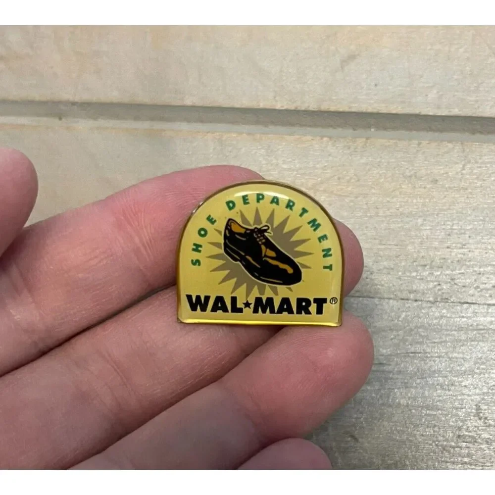 VTG Walmart Lapel Pin Shoe Department Collectible Employee Associate‎